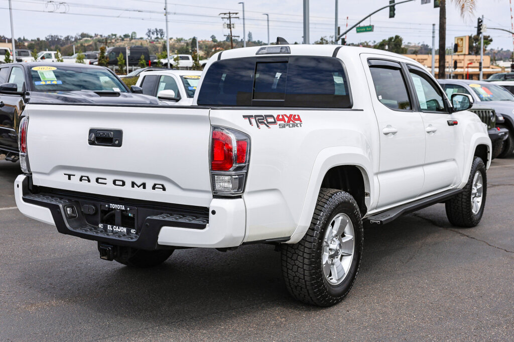 Used 2020 Toyota Tacoma TRD Sport w/ Technology Package AWD/4WD image 22