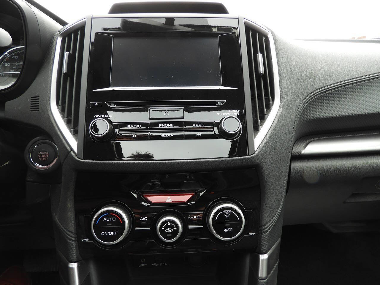 Used 2021 Subaru Forester Premium image 18