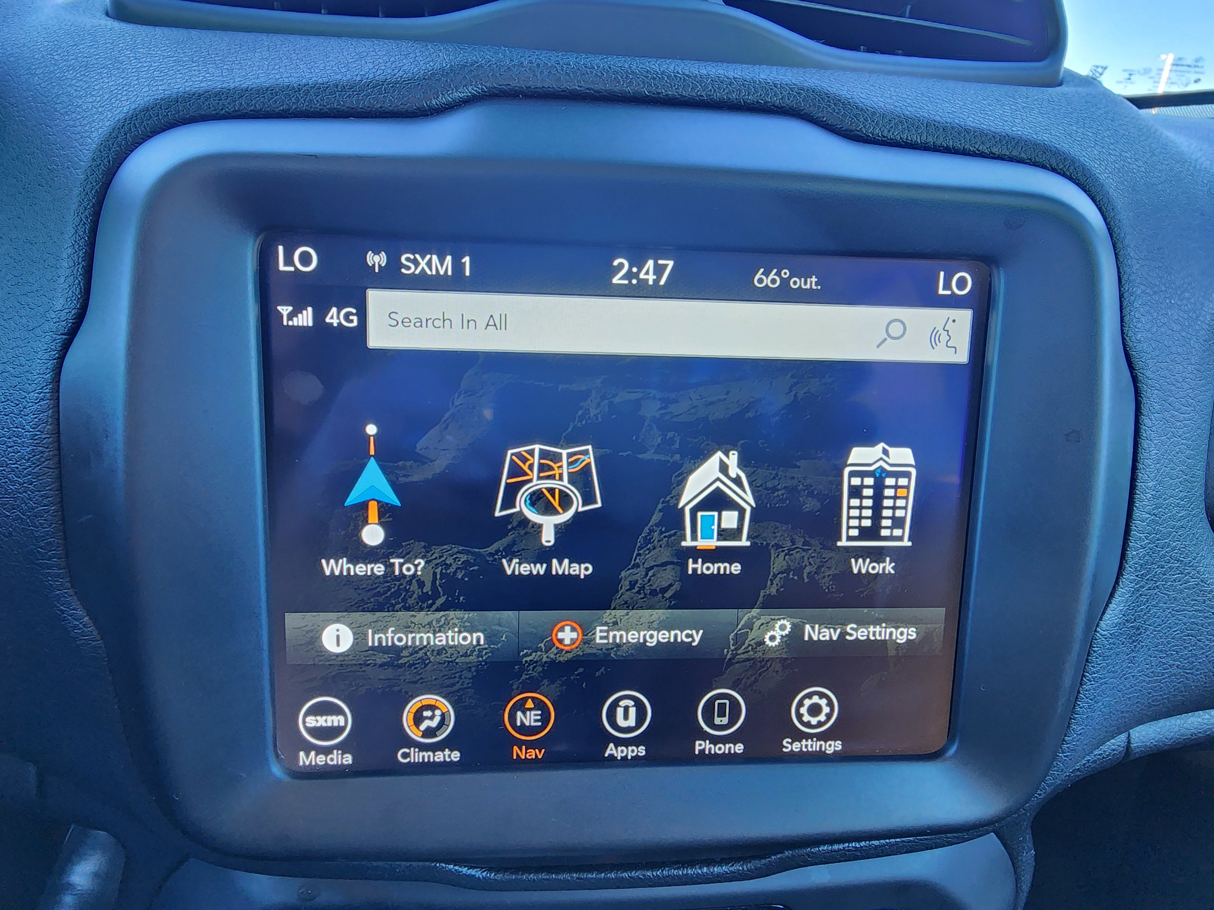 Used 2023 Jeep Renegade Trailhawk image 23