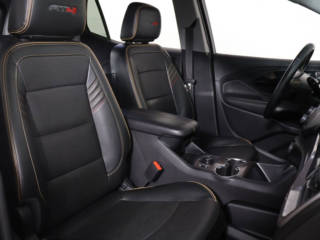 Used 2023 GMC Terrain AT4 AWD/4WD image 29