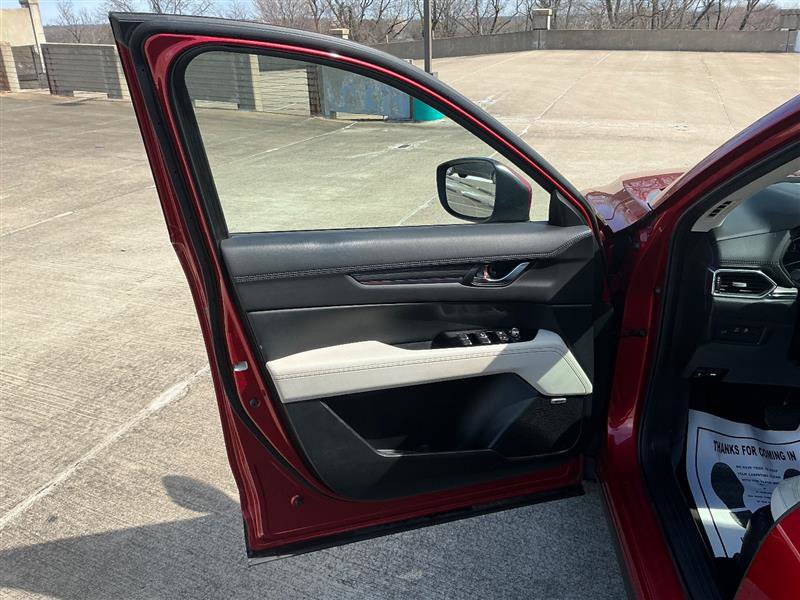 Used 2017 MAZDA CX-5 Grand Touring w/ Premium Package image 27