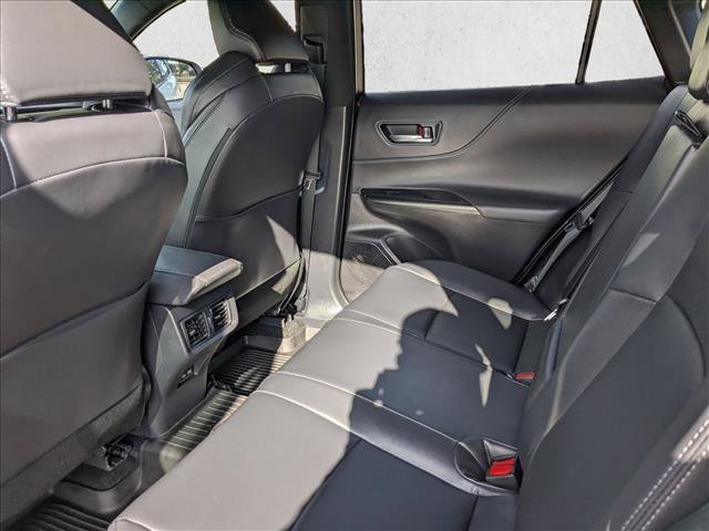 Used 2024 Toyota Venza XLE image 17