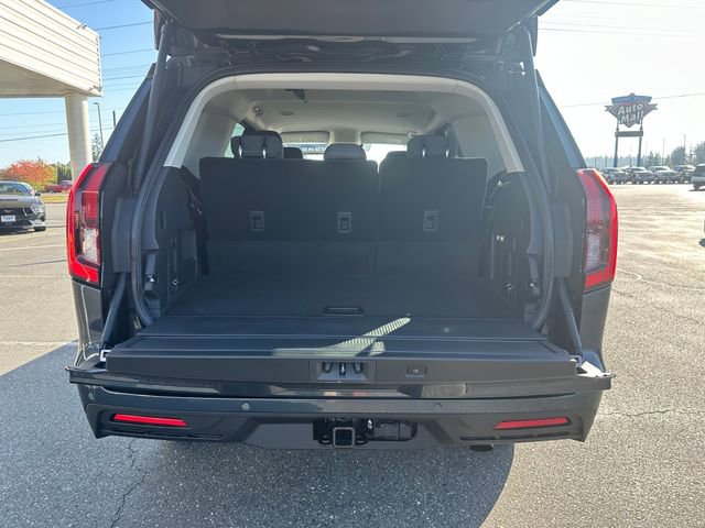 New 2025 Ford Expedition Active image 23