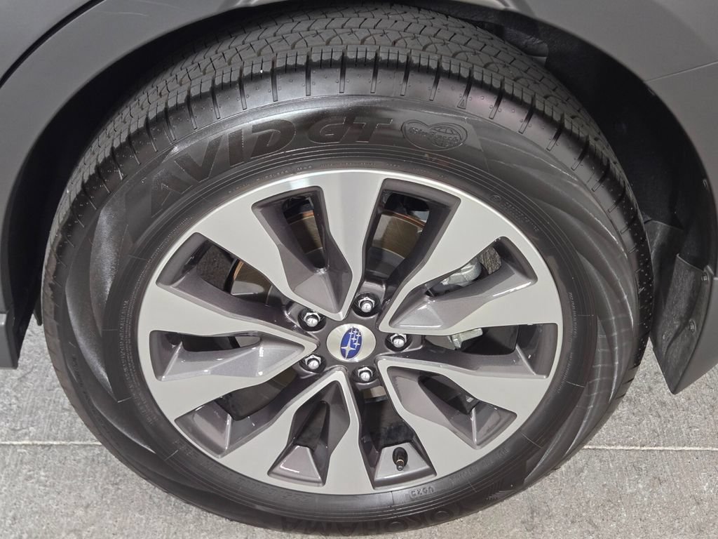 Certified 2025 Subaru Outback Limited XT AWD/4WD image 14