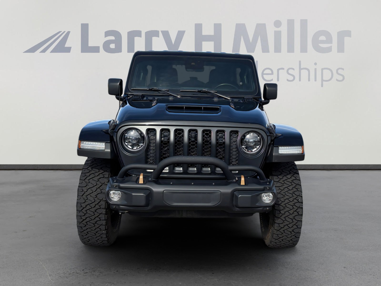 Used 2023 Jeep Wrangler Unlimited Rubicon 392 w/ Trailer Tow Package image 9