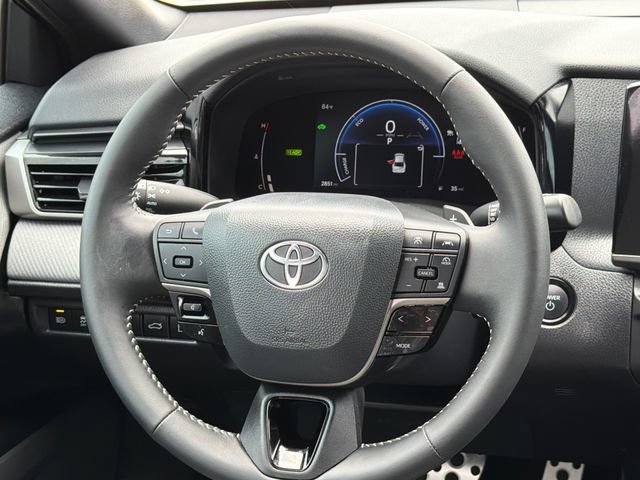 Used 2026 Toyota Camry SE w/ Convenience Package FWD image 13