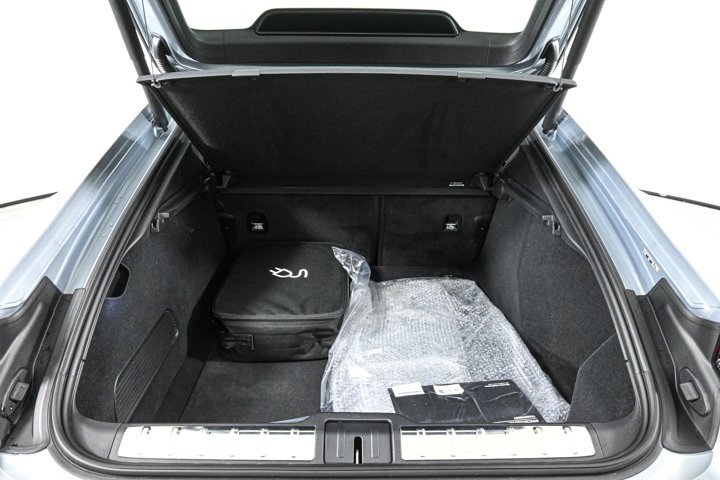 New 2025 Porsche Panamera 4 image 29