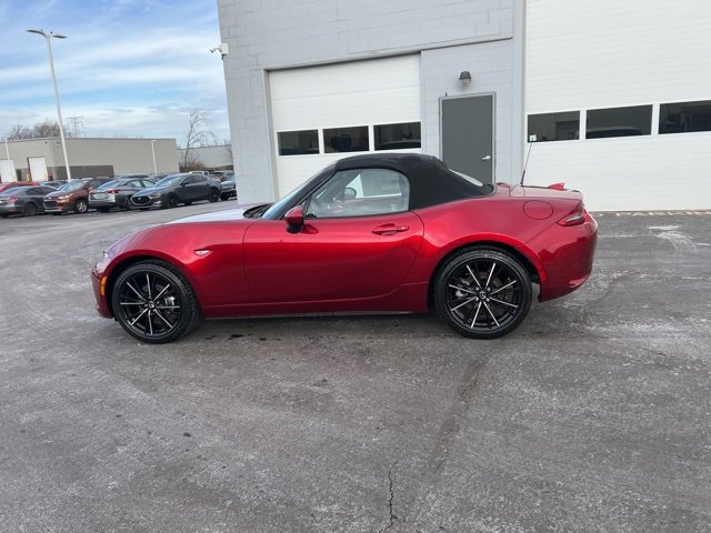 New 2025 MAZDA MX-5 Miata Grand Touring w/ Weather Package image 16