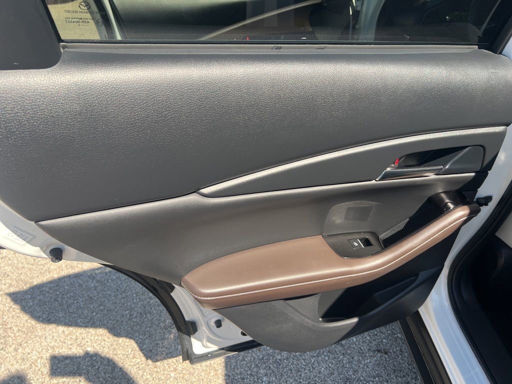 Used 2024 MAZDA CX-30 AWD 2.5 S w/ Premium Package image 12