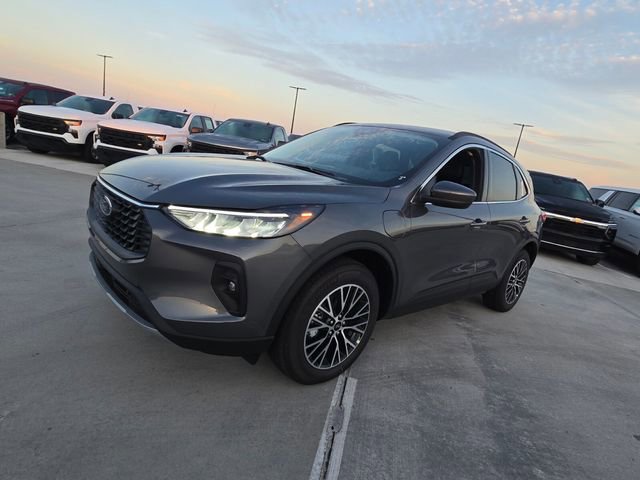 New 2025 Ford Escape SE image 4