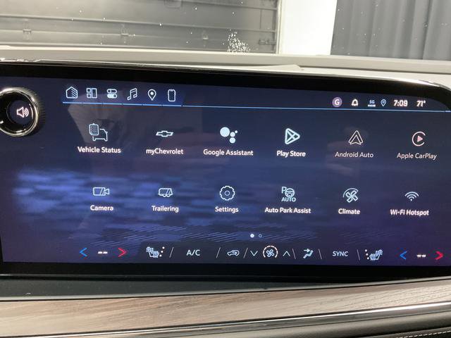 New 2026 Chevrolet Suburban Z71 w/ Comfort Package image 17