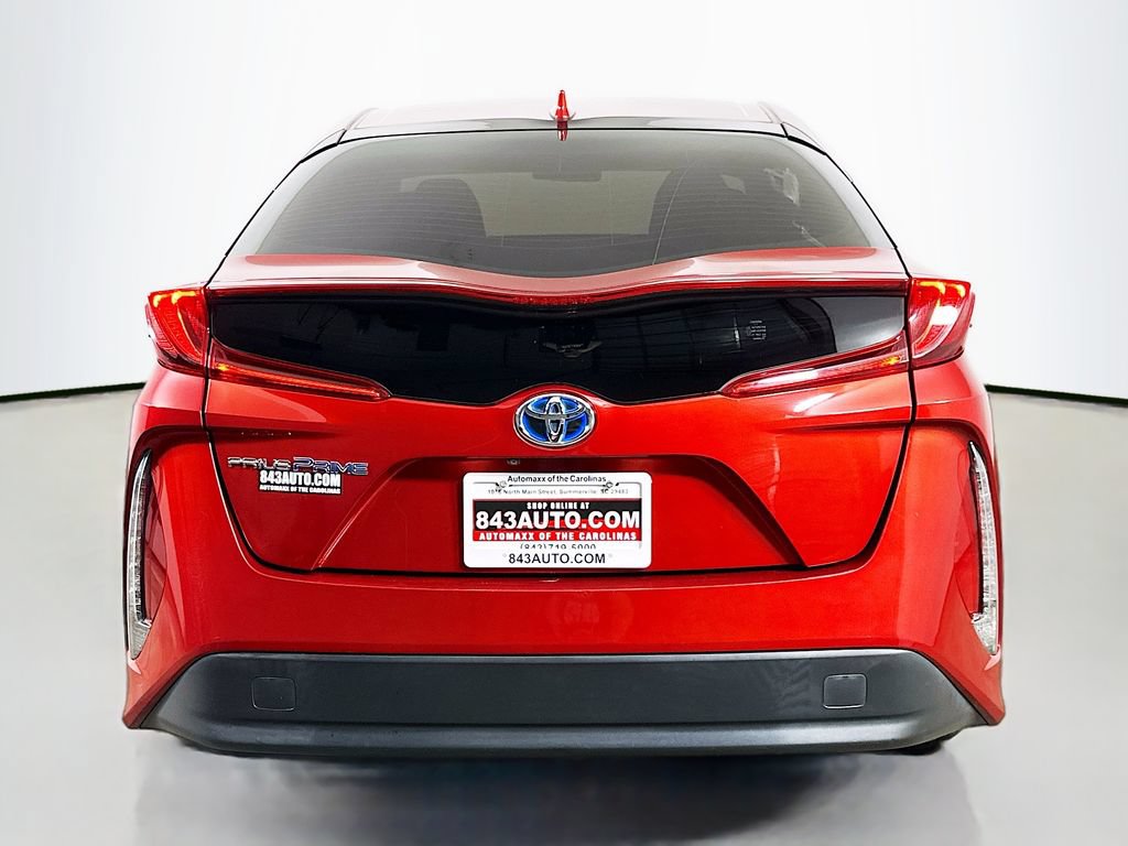 Used 2017 Toyota Prius Prime Premium FWD image 6