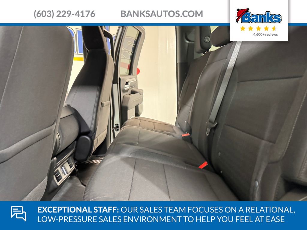 New 2026 GMC Sierra 2500 SLE w/ SLE Convenience Package image 12