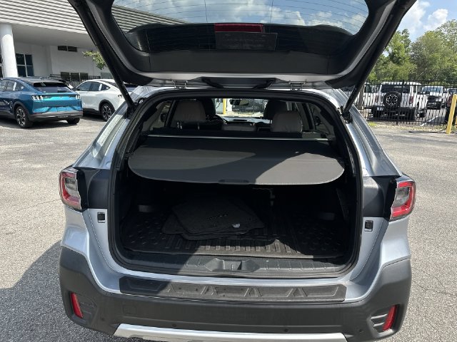 Used 2022 Subaru Outback Limited AWD/4WD image 26