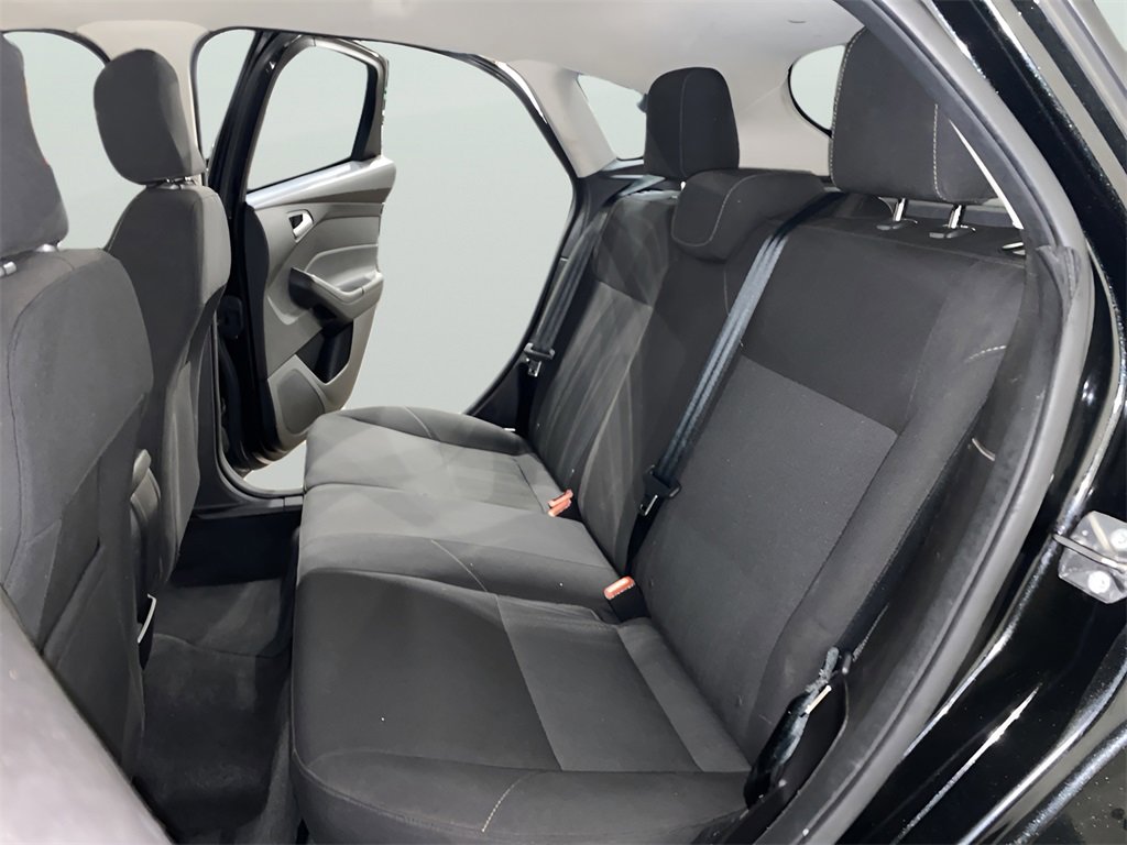 Used 2015 Ford Focus SE image 13