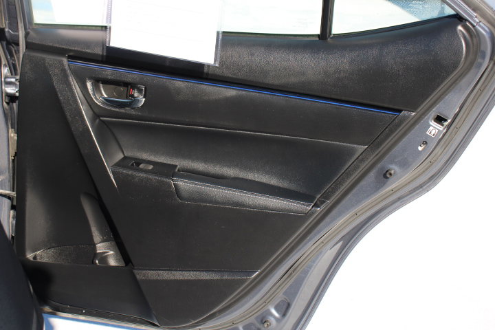 Used 2017 Toyota Corolla SE image 15