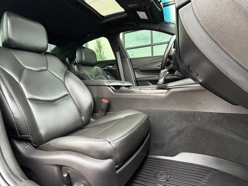Used 2023 Cadillac CT4 Luxury w/ LPO, ONYX Package AWD/4WD image 20