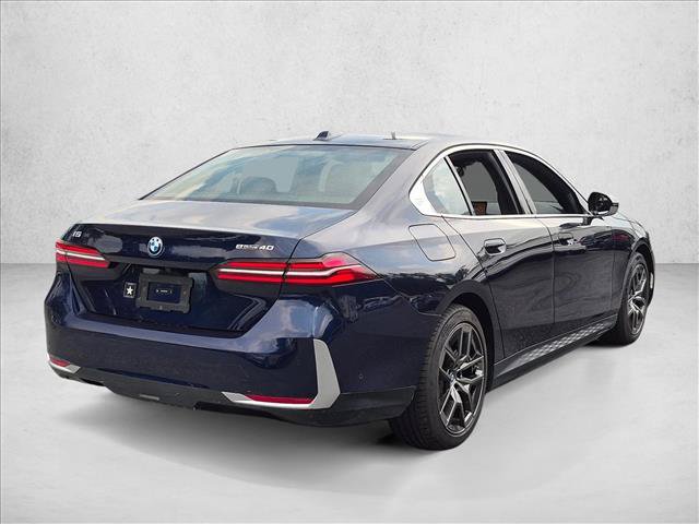 Used 2024 BMW i5 eDrive40i w/ Convenience Package RWD image 5