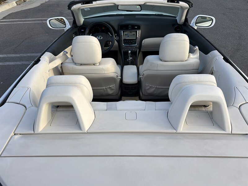 Used 2010 Lexus IS 350C RWD image 29
