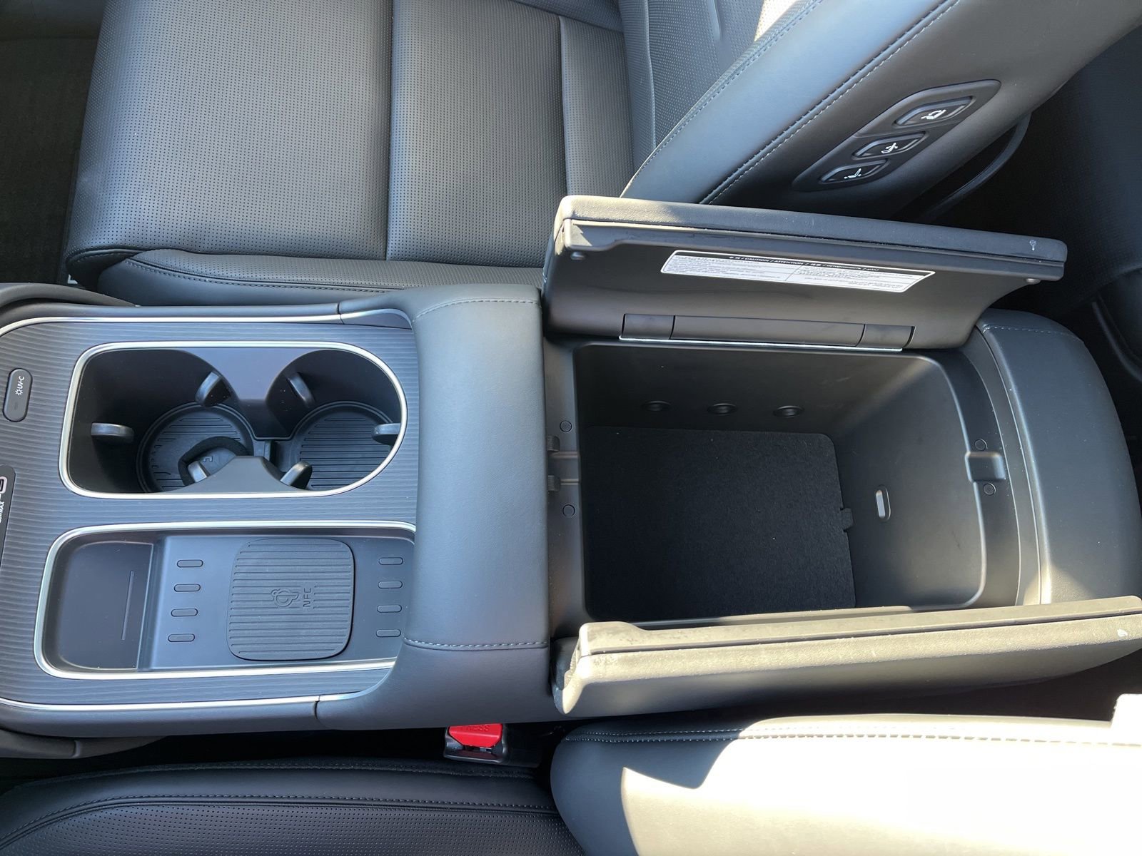 Certified 2026 Hyundai Palisade Calligraphy image 40