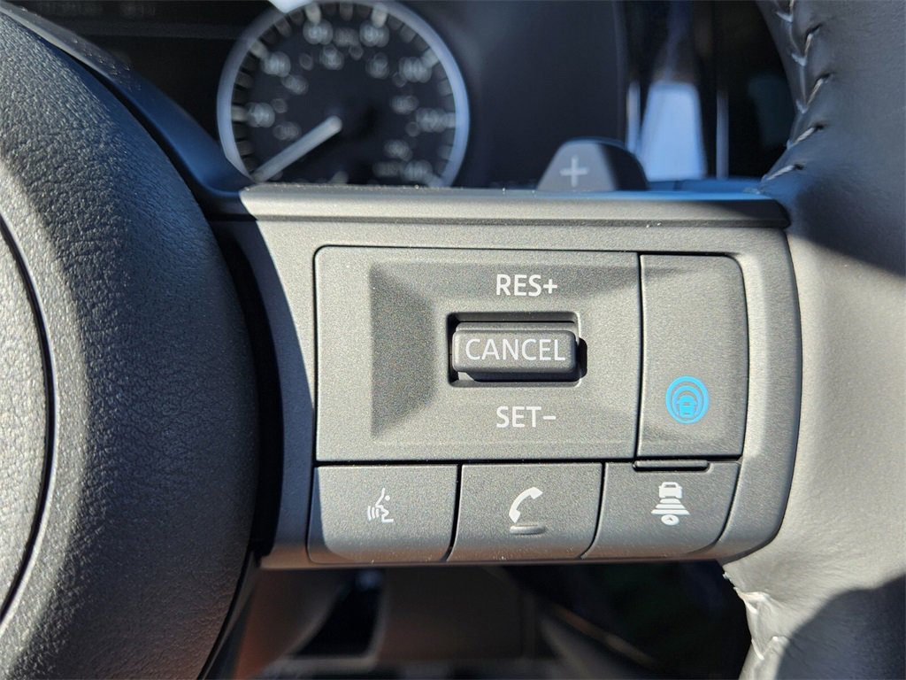 New 2025 Nissan Pathfinder SV w/ SV Premium Package image 27