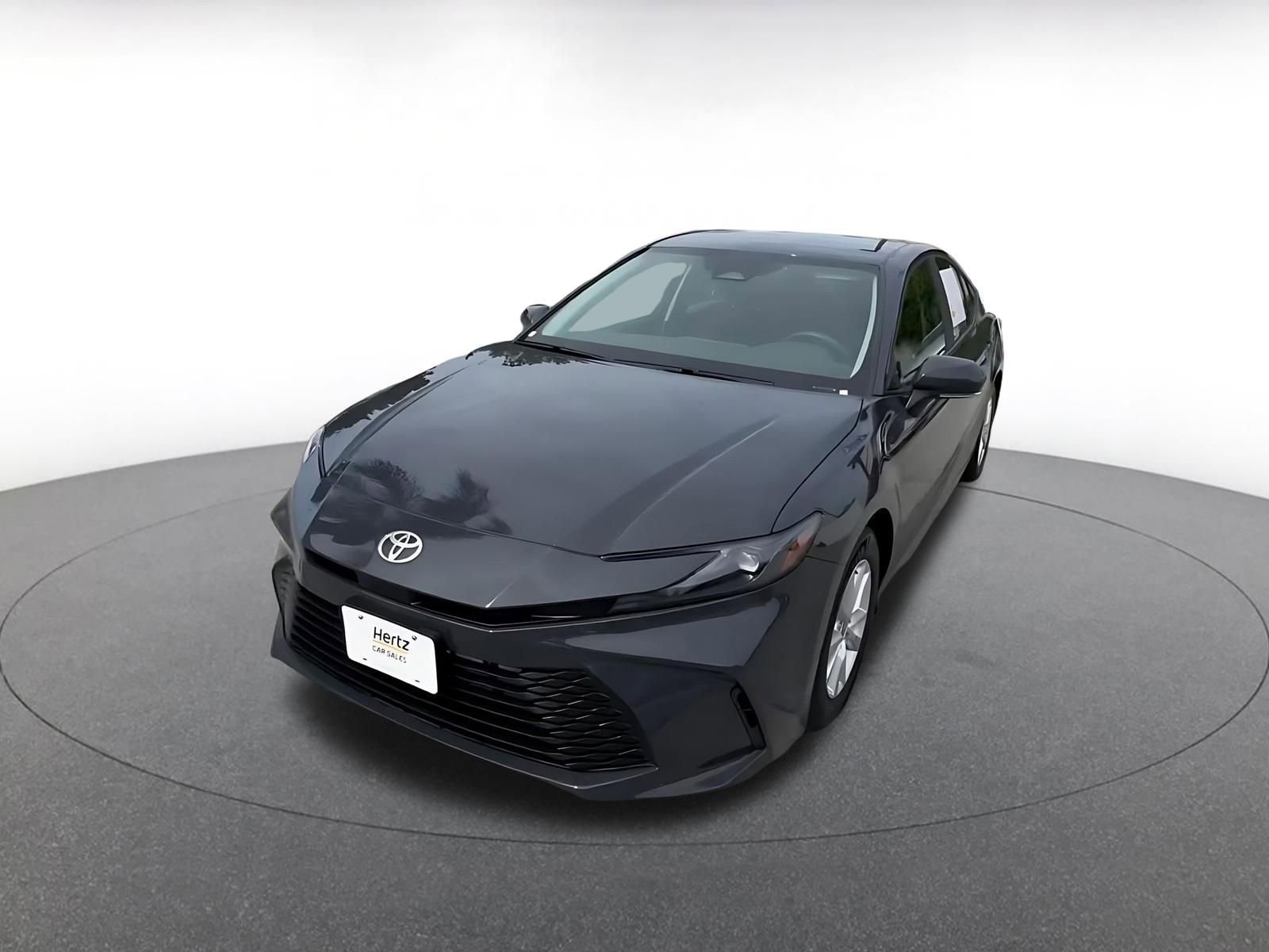 Used 2025 Toyota Camry LE FWD image 7