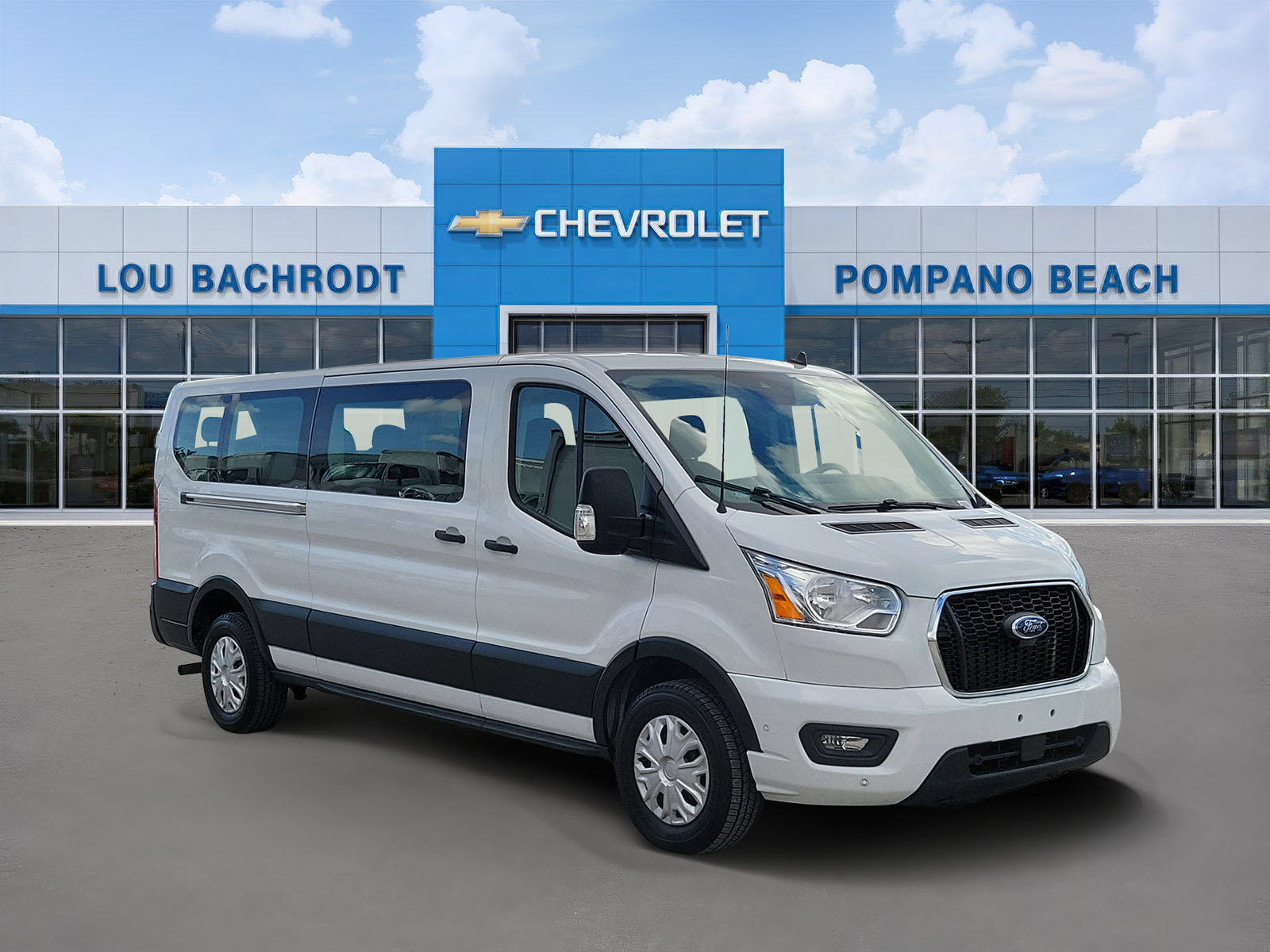 Used 2022 Ford Transit 350 XLT RWD image 1