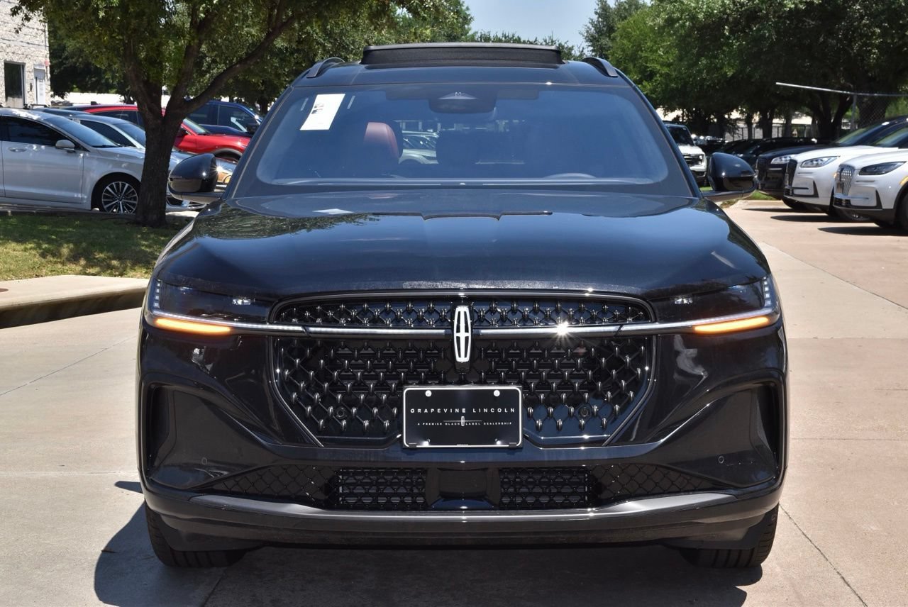 New 2026 Lincoln Nautilus Reserve AWD/4WD image 9