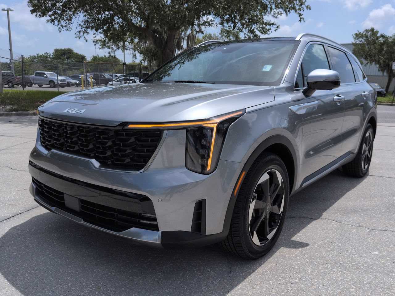 Certified 2025 Kia Sorento SX Prestige AWD/4WD image 8
