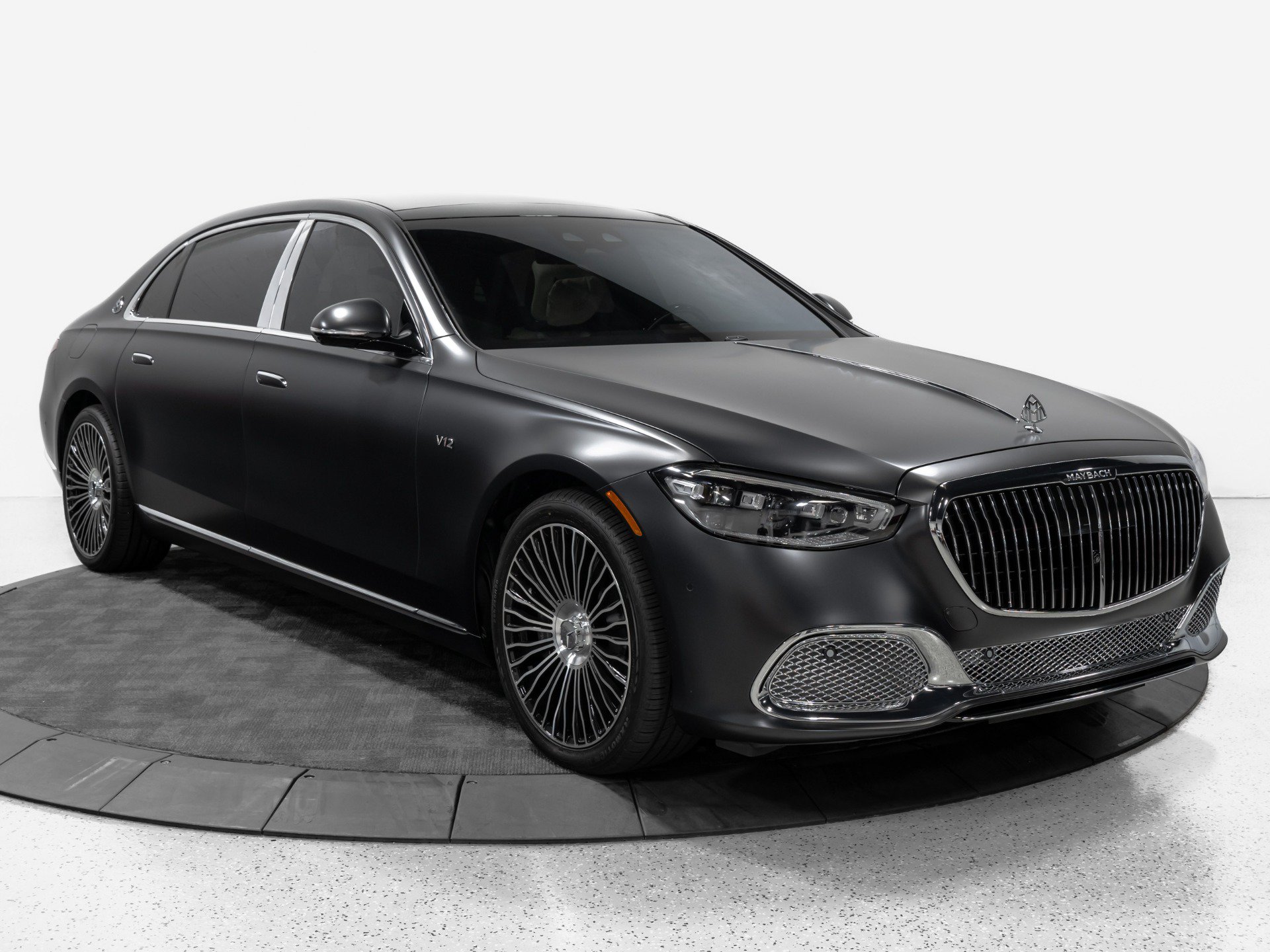Used 2024 Mercedes-Benz Maybach S 680 4MATIC image 12