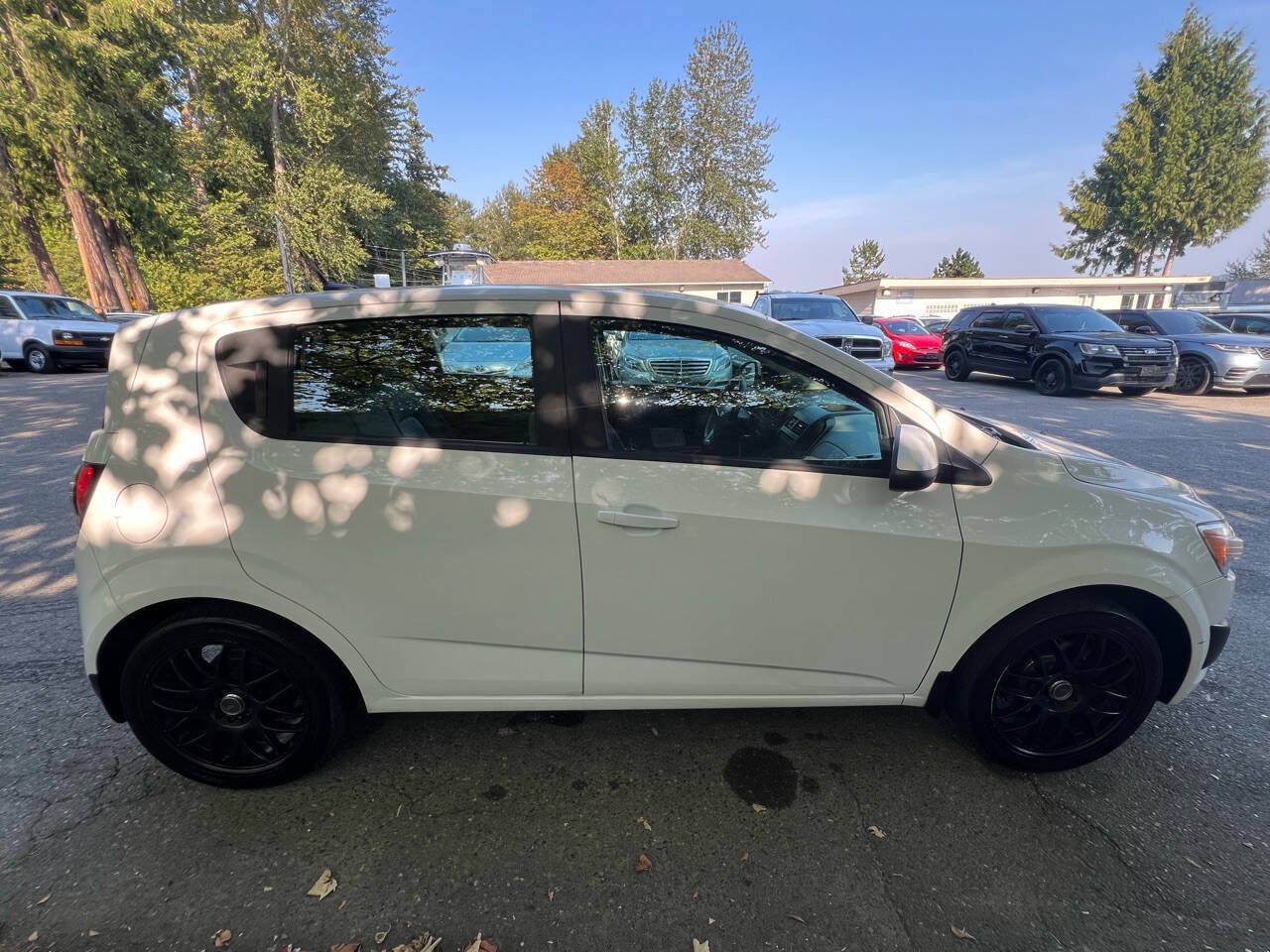 Used 2013 Chevrolet Sonic LS FWD image 6