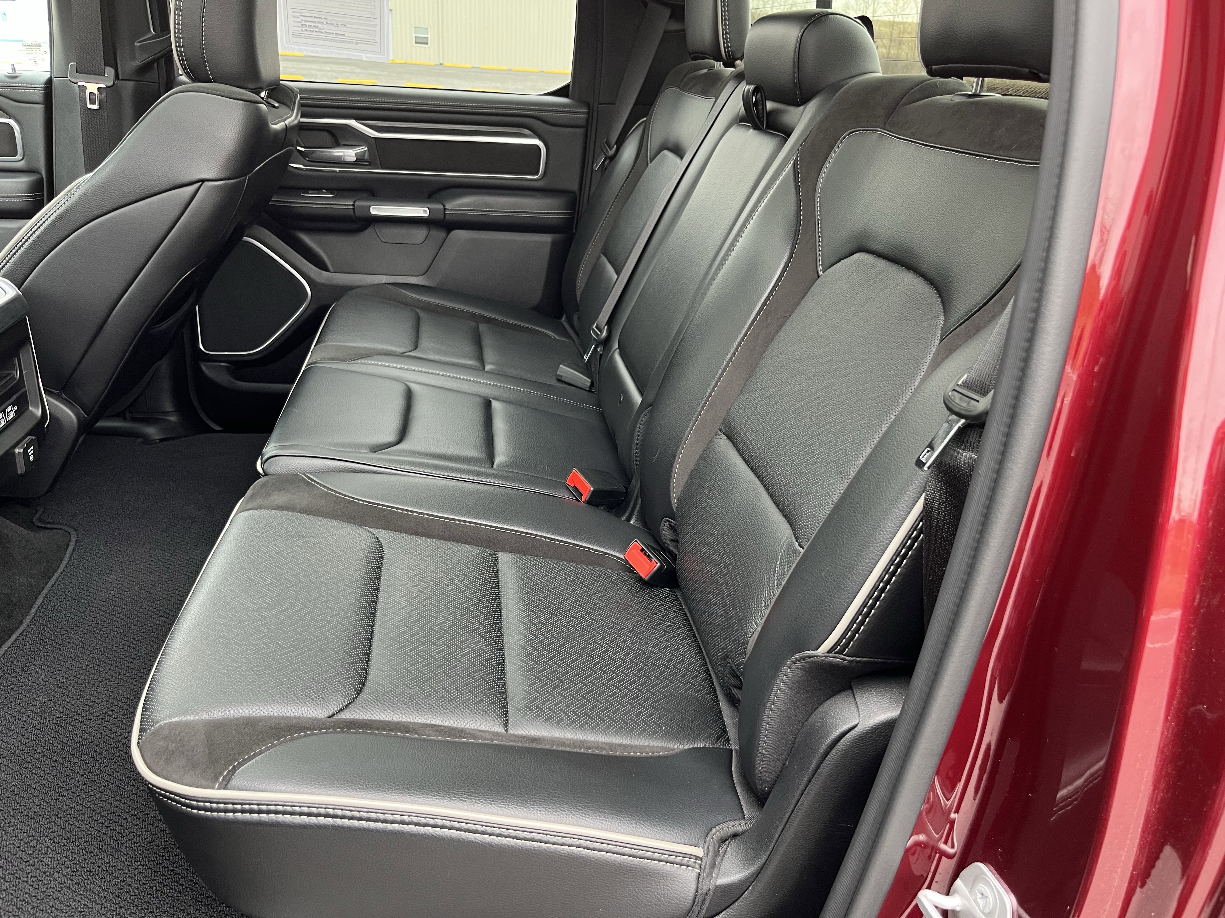 Used 2023 RAM 1500 Laramie image 14