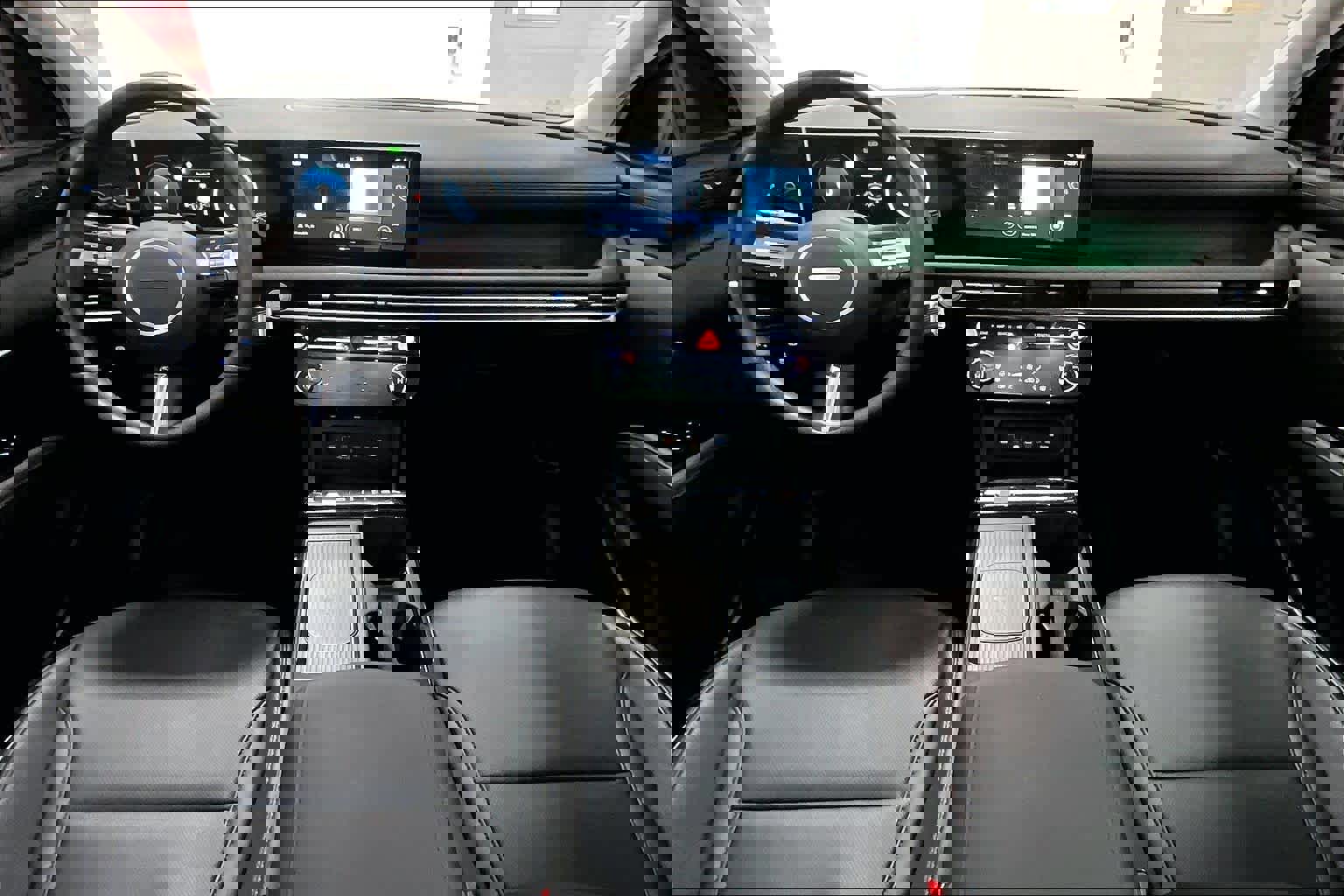 Used 2025 Hyundai Tucson Limited image 9