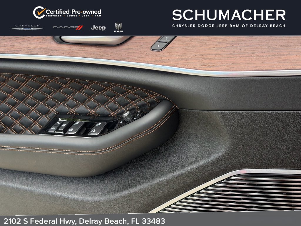 Used 2023 Jeep Grand Cherokee Summit w/ Adv Protech Group IV RWD image 29