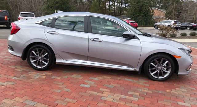 Used 2019 Honda Civic EX image 9