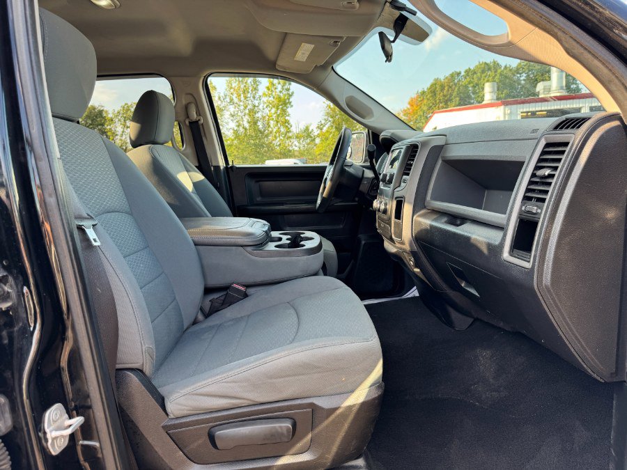 Used 2014 RAM 1500 ST w/ SXT Appearance Group image 18