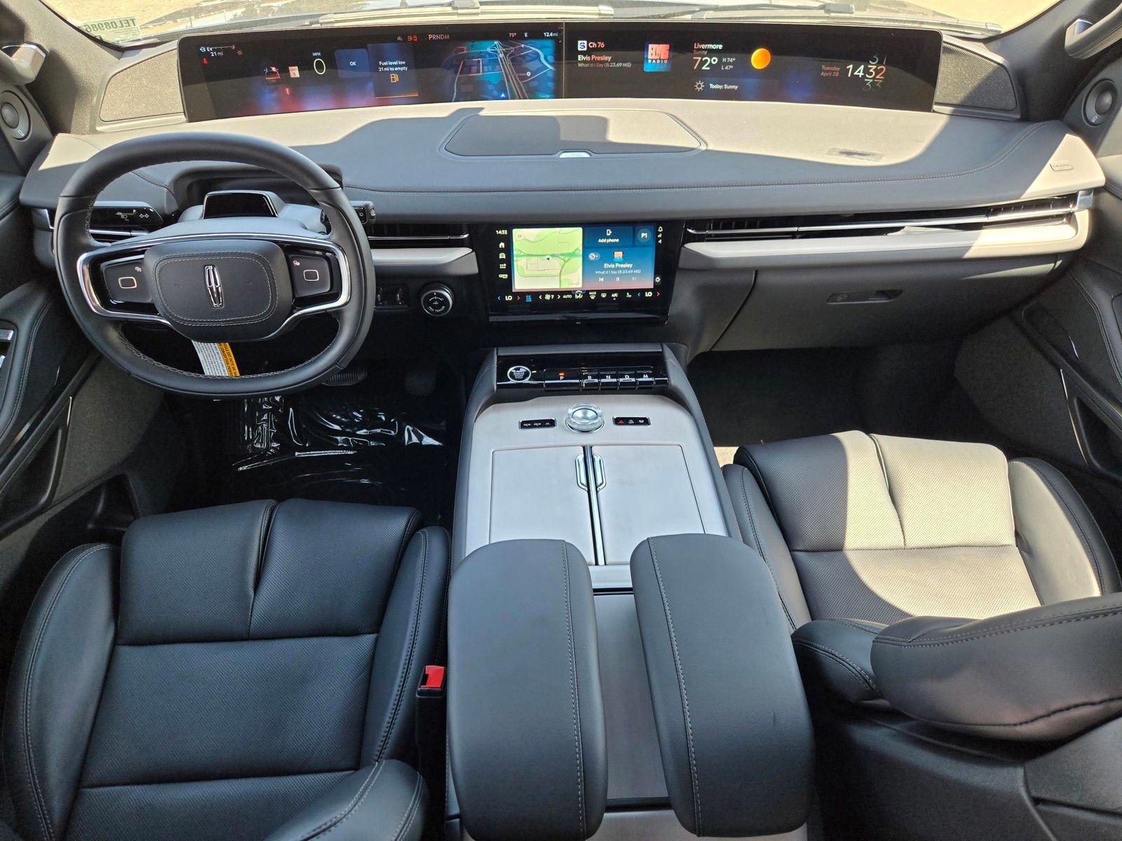 New 2026 Lincoln Navigator L Reserve AWD/4WD image 8