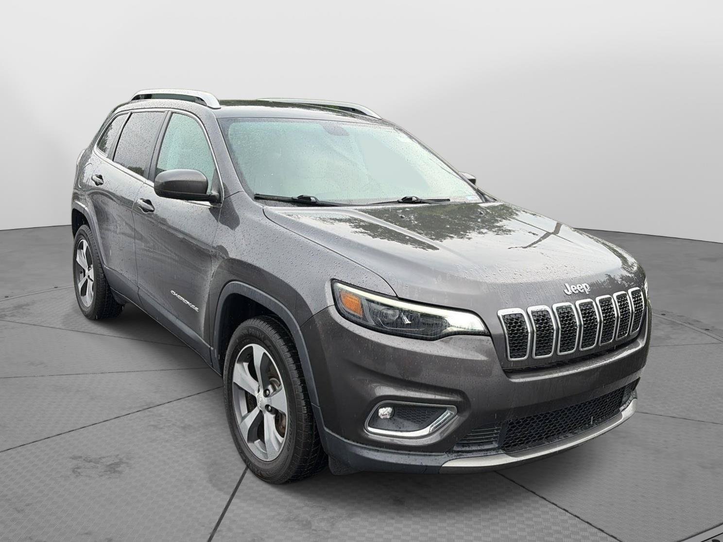 Used 2019 Jeep Cherokee Limited AWD/4WD image 3