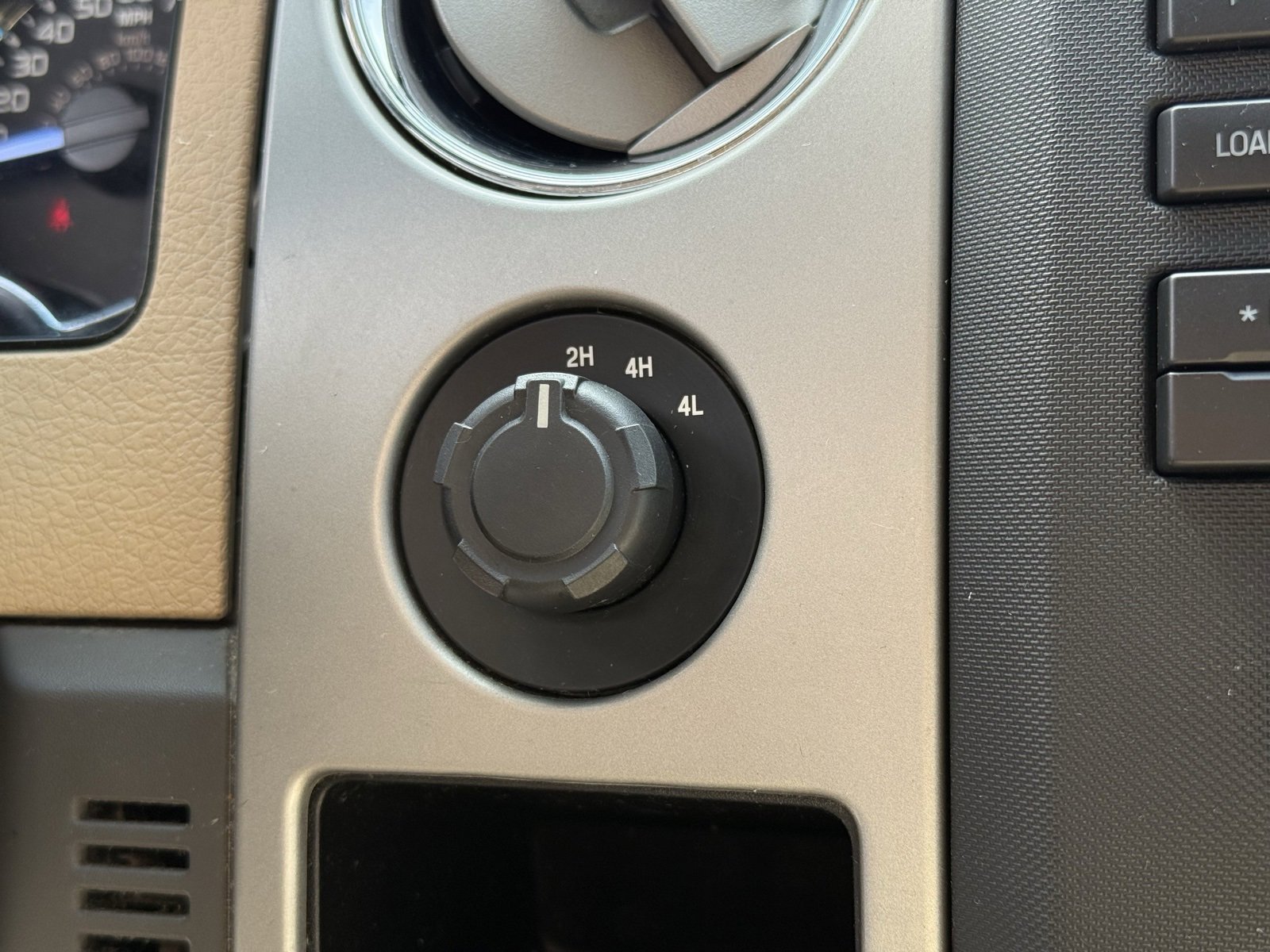 Used 2011 Ford F150 XLT w/ XLT Chrome Pkg image 19