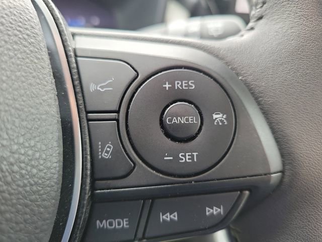 Used 2023 Toyota RAV4 Limited image 22