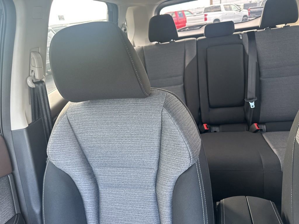 Used 2022 Nissan Rogue SV image 19