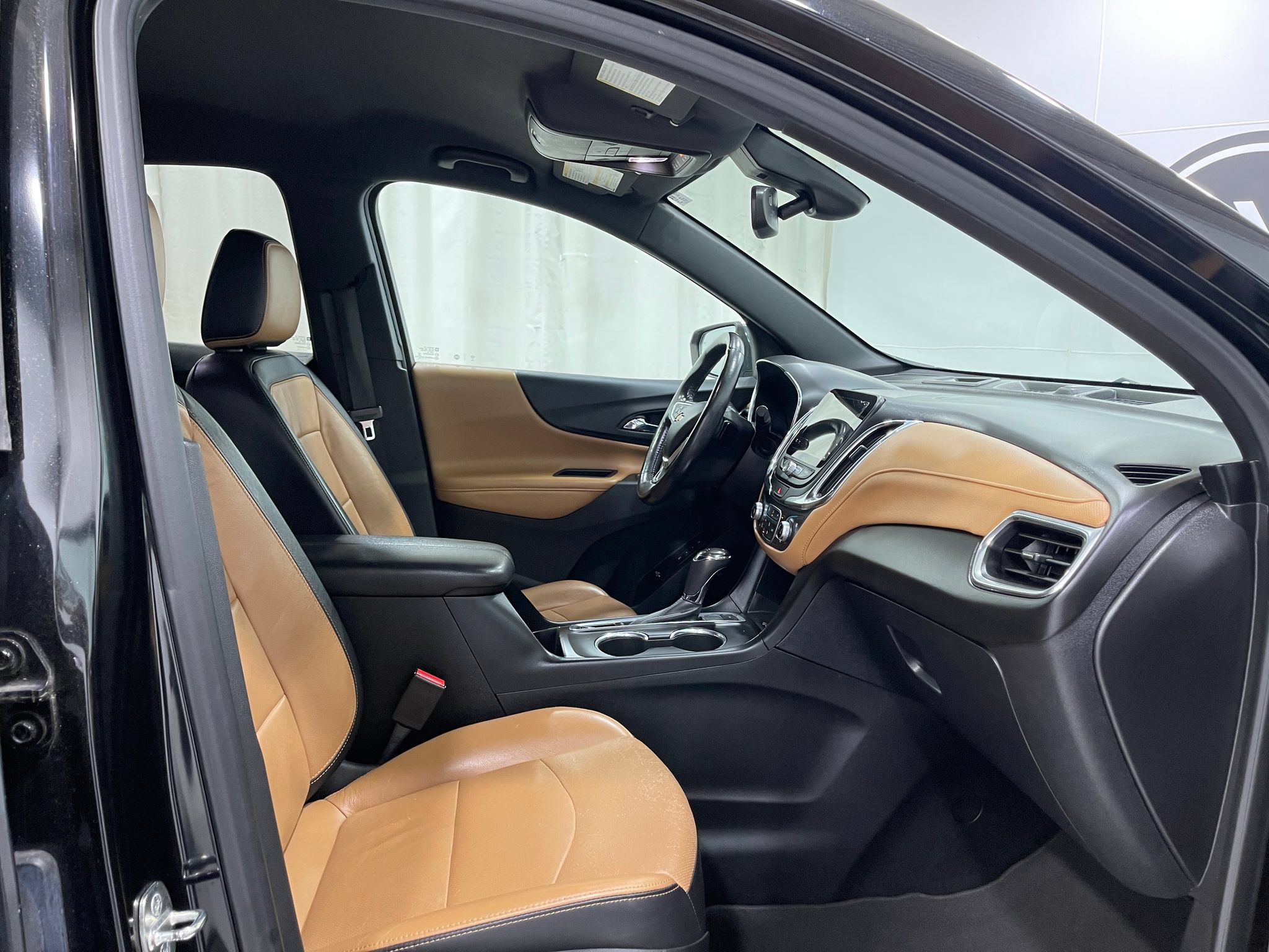 Used 2019 Chevrolet Equinox Premier AWD/4WD image 28