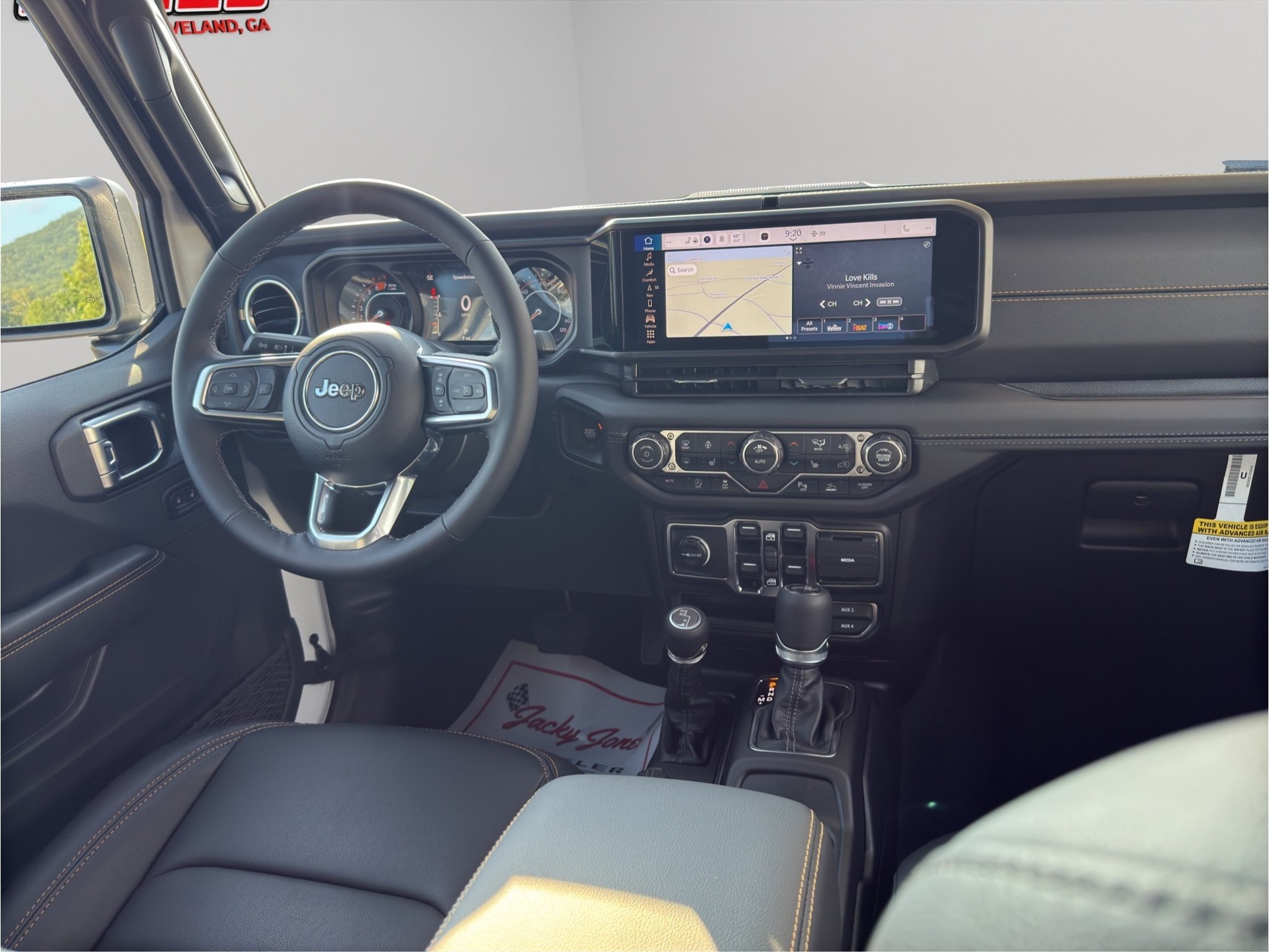 New 2027 Jeep Wrangler Unlimited Sahara AWD/4WD image 19