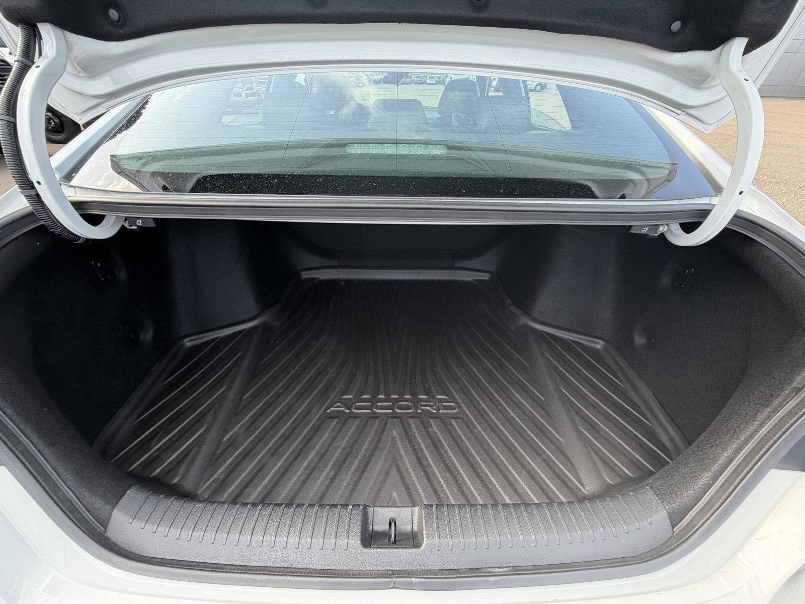 Used 2023 Honda Accord Sport image 17