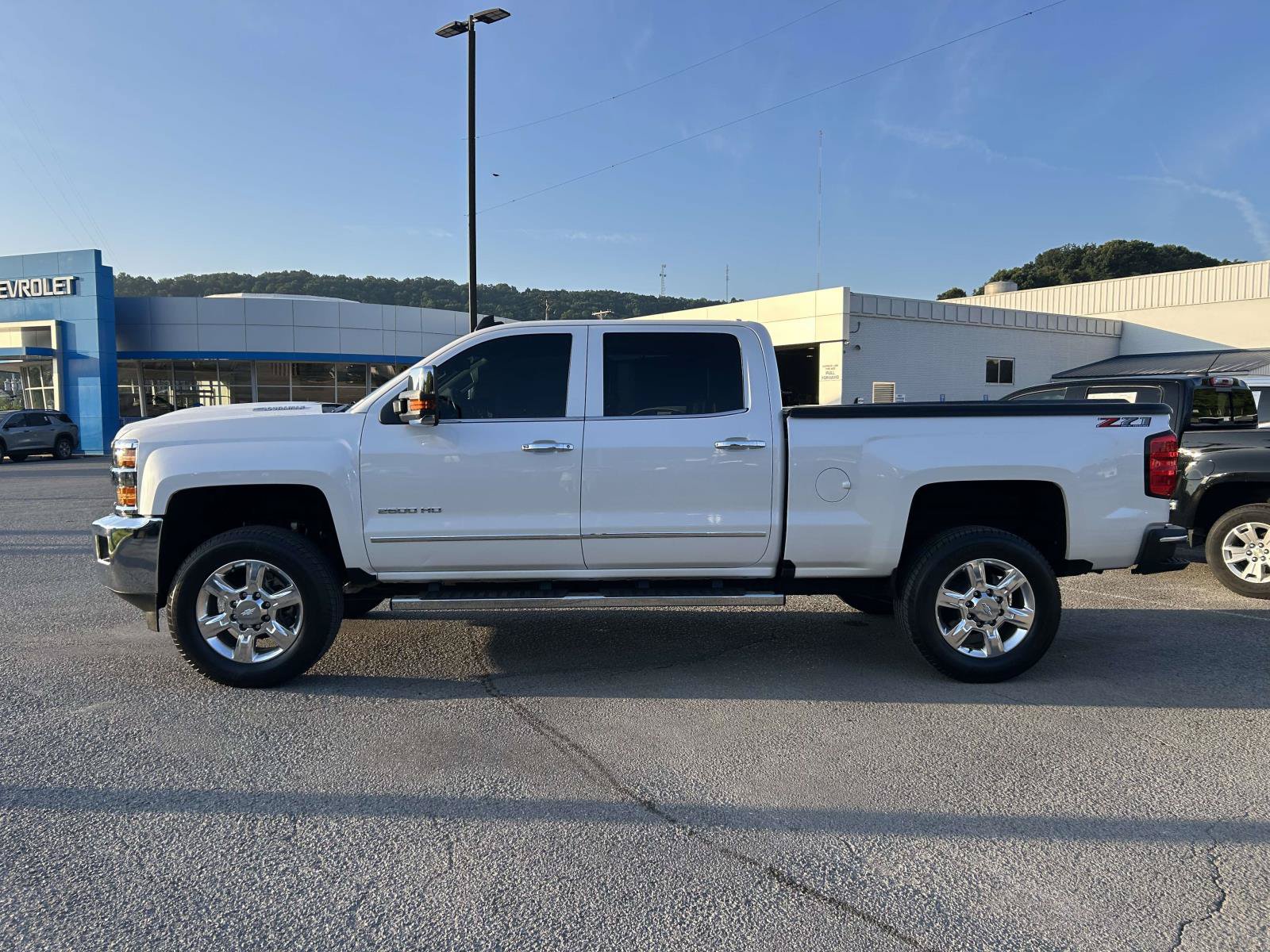Used 2019 Chevrolet Silverado 2500 LTZ w/ Duramax Plus Package AWD/4WD image 4