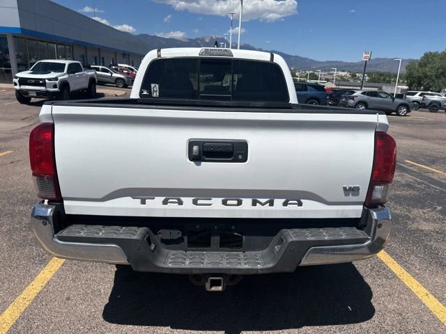 Used 2022 Toyota Tacoma SR5 RWD image 5