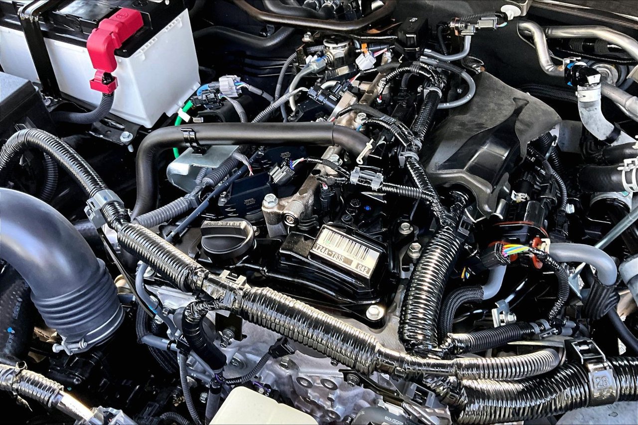 Used 2024 Toyota Tacoma SR5 RWD image 30