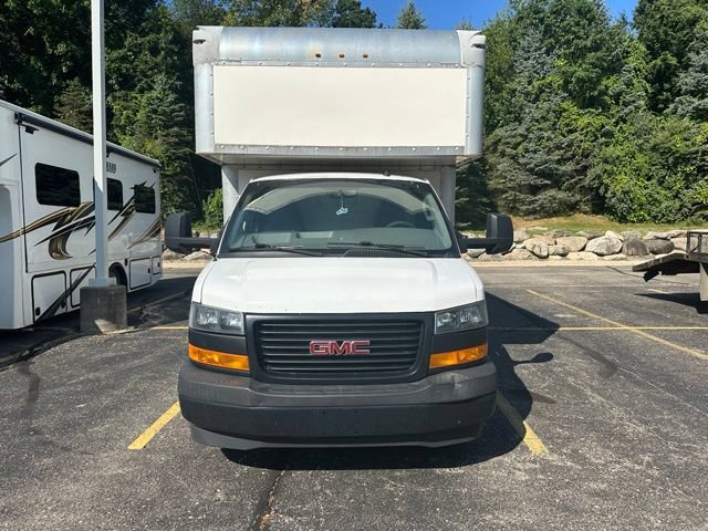 Used 2020 GMC Savana 4500 w/ Power Convenience Package RWD image 8