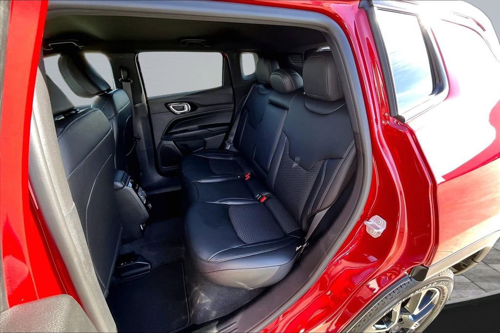 New 2026 Jeep Compass Latitude image 19