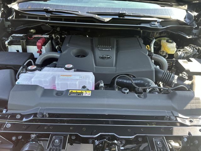 New 2026 Toyota Tundra SR5 AWD/4WD image 19